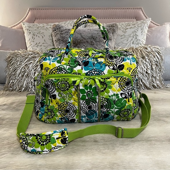 VERA BRADLEY Limes Up 2012 Weekender Trolly Bag Lightweight Yellow Green Floral - Picture 1 of 13